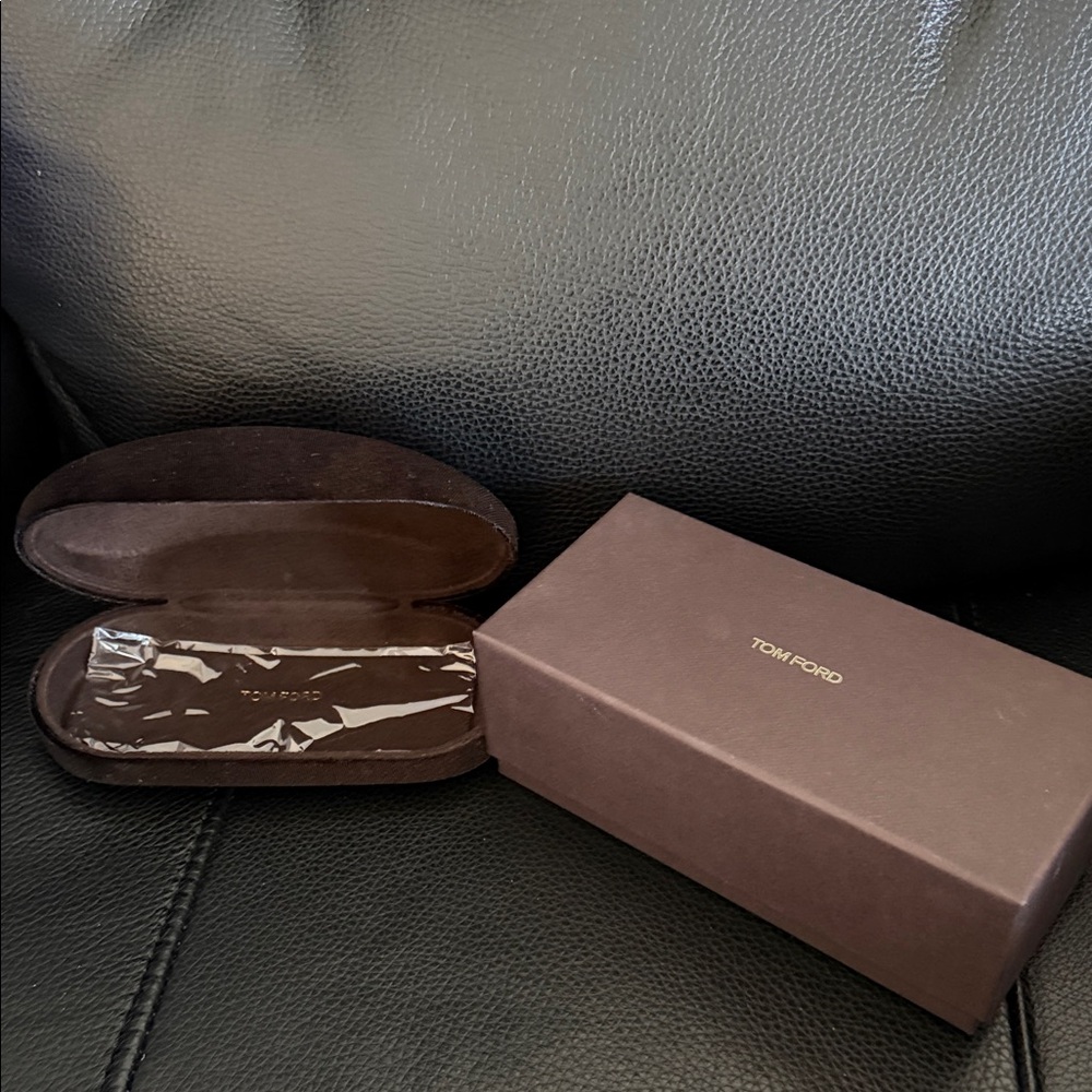 Tom Ford Women Sunglasses - Picture 2 of 11